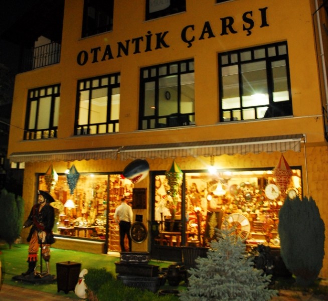 Otantik Çarşı